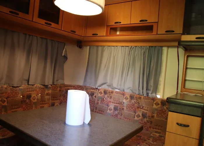 Full Service Caravan 3 * Søborg